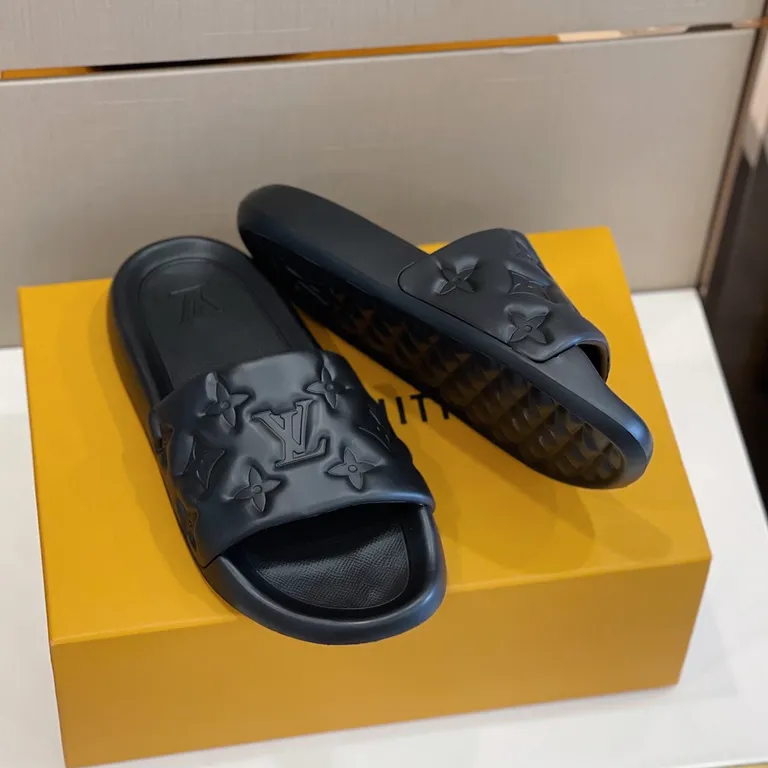 Louis Vuitton Shoe 